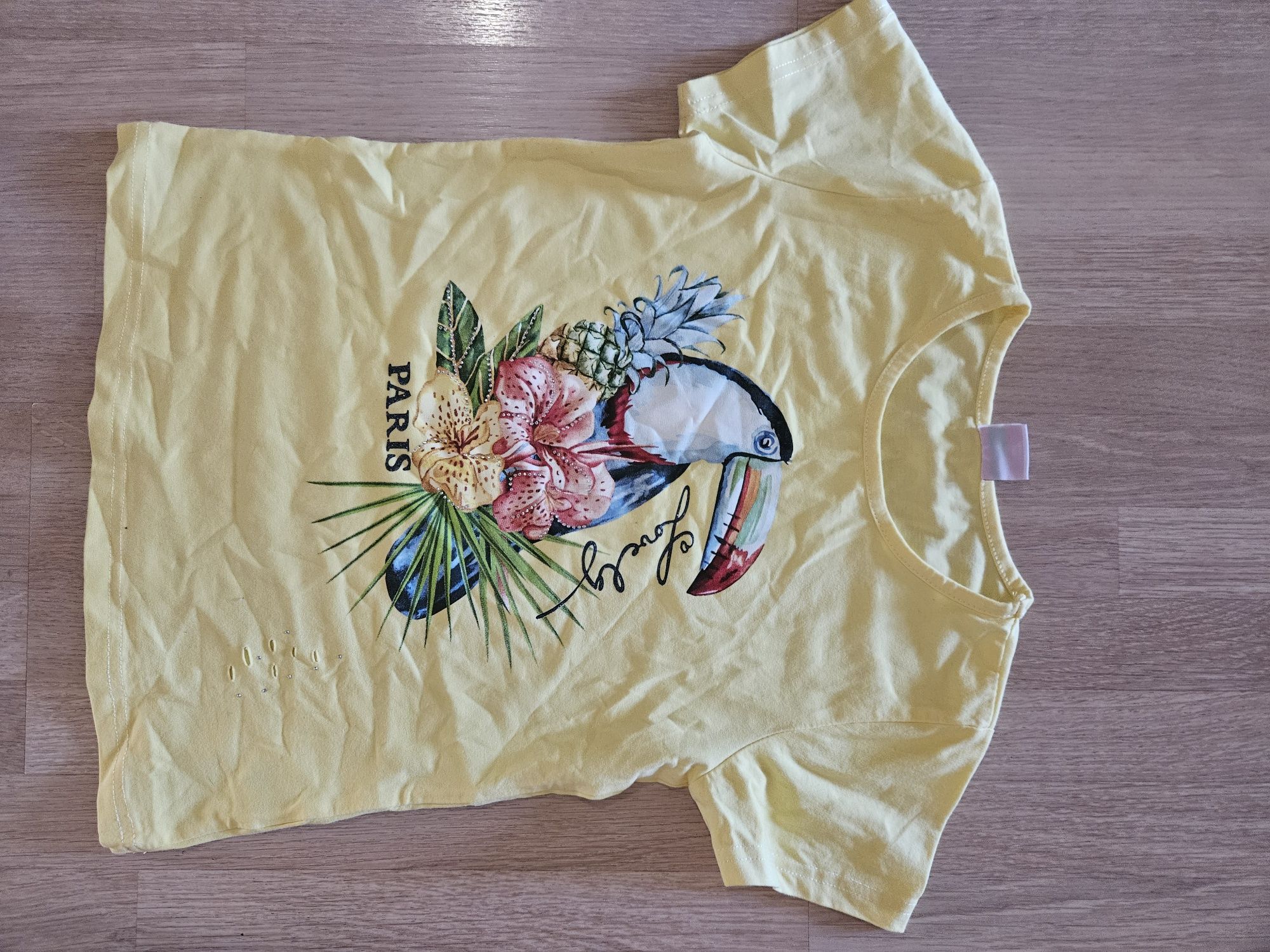 Продам пакет вещей на д 134р.