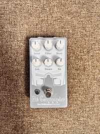 EarthQuaker Devices Bit Commander V2 Monophonic Guitar Synthesizer