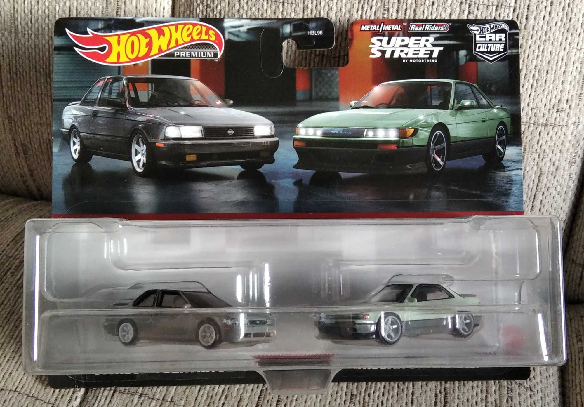 Hot Wheels Premium Dwupak Super Street: Nissan Sentra SE-R/ Silvia S13