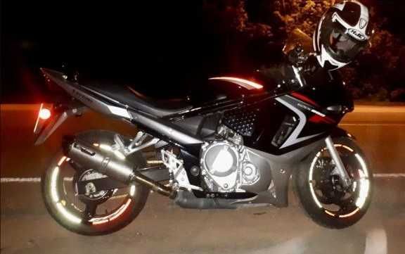 Продам, с Переоформлением Сузуки  GSX 650 В идеальном состоянии.