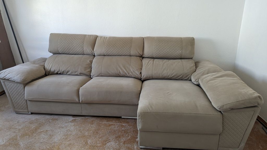 Sofa com chaise long (esquerdo)