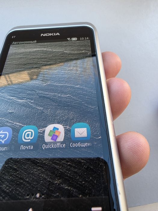 Nokia E7-00 під відновлення