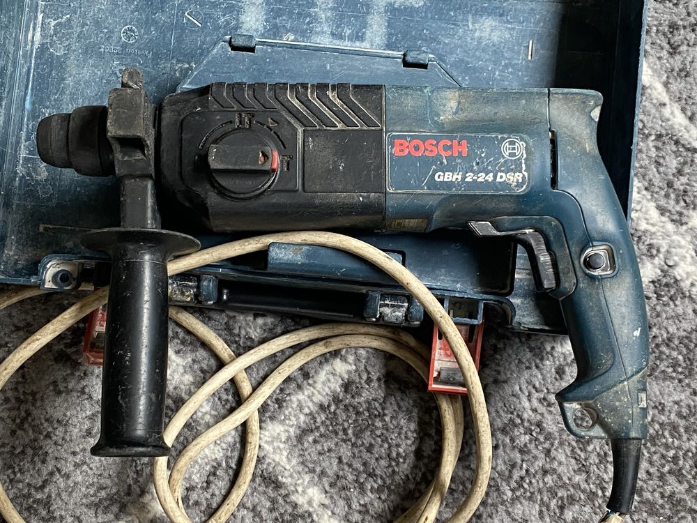 Продам перформтор bosch GBH 2-24.