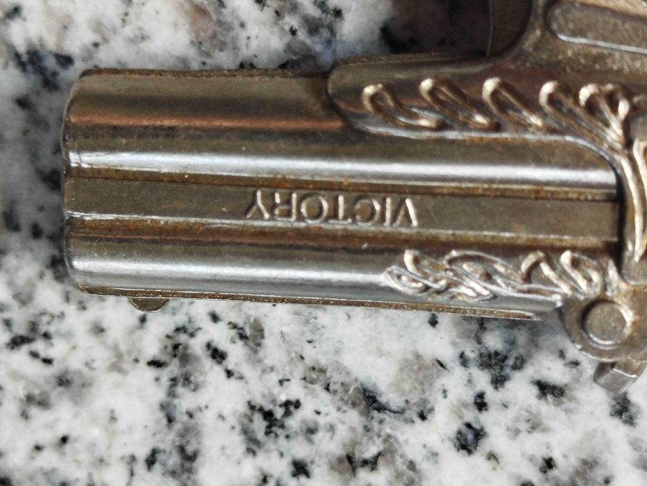 pistolet kapiszonowy Victory, brelok do kluczy, metalowy Hong Kong