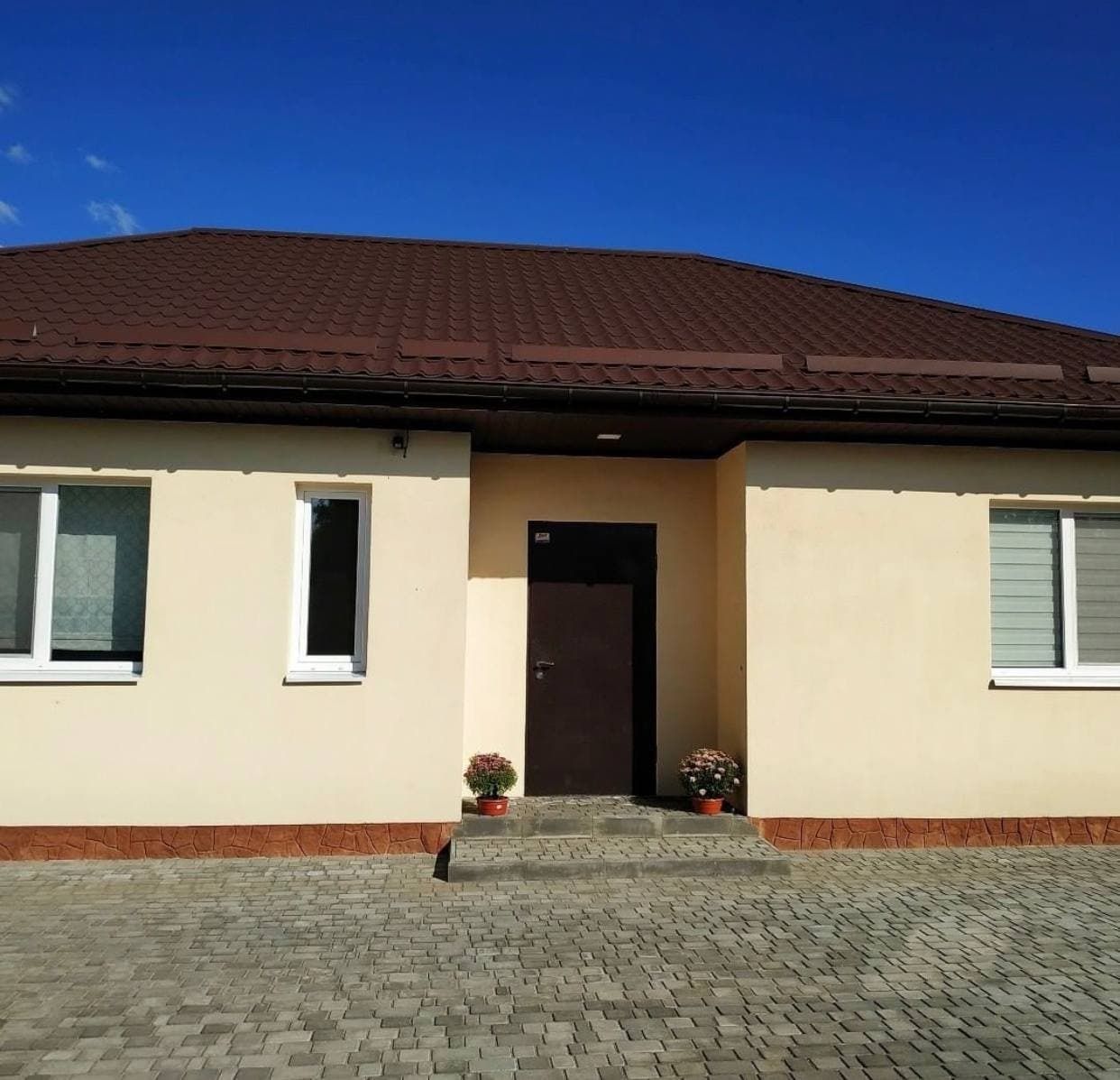 Продам будинок у Підгородному.