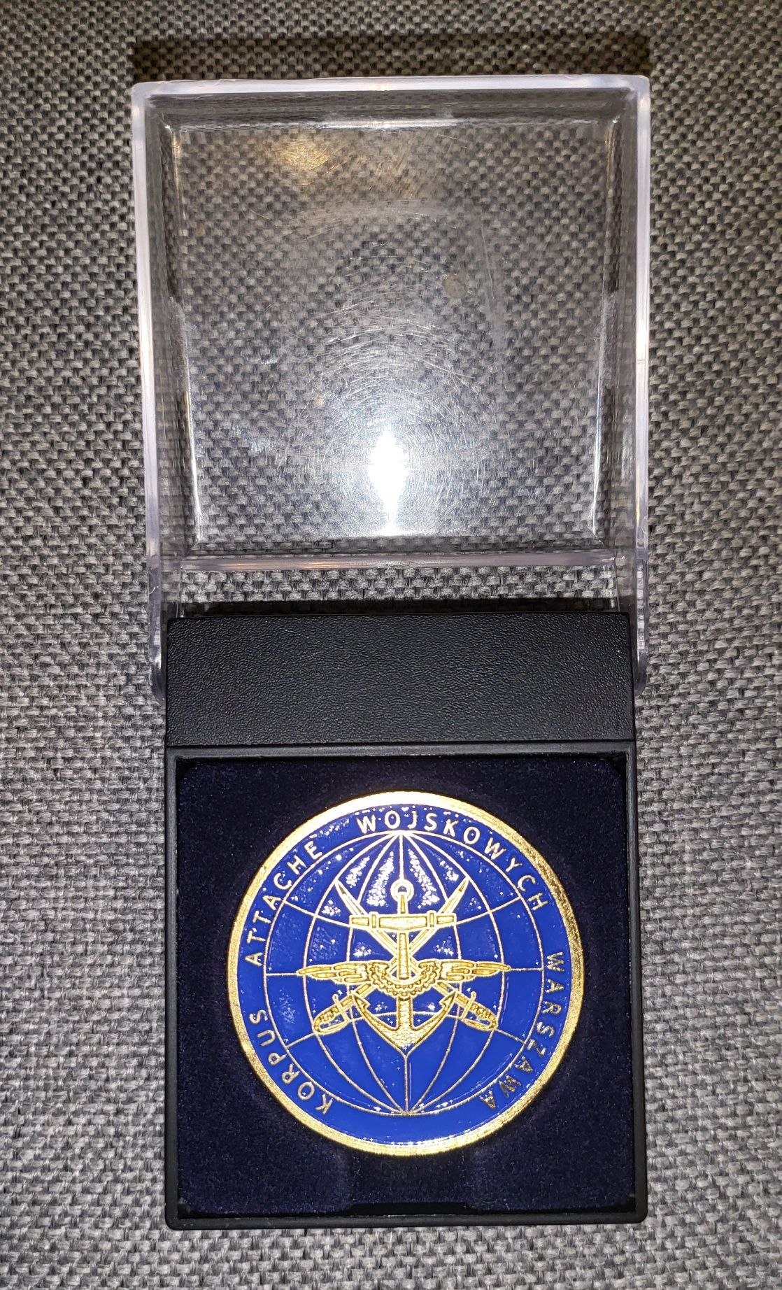 Medal Wyjatkowy Korpus  Attache Wojskowych Warszawa 4,7 cm