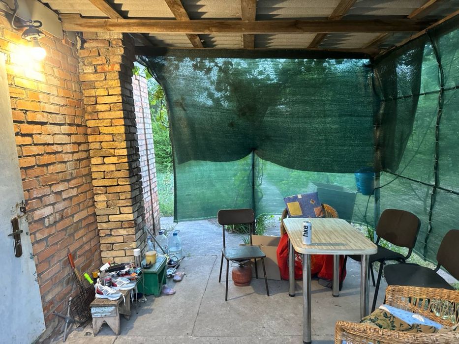 Продам дачу , приватизированная територия , есть торг