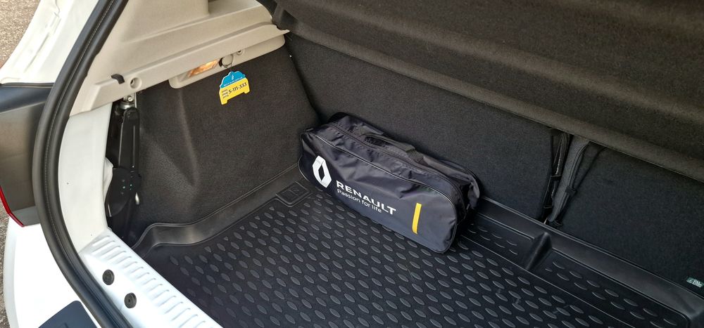 Офіційний авто Renault Sandero АКПП.