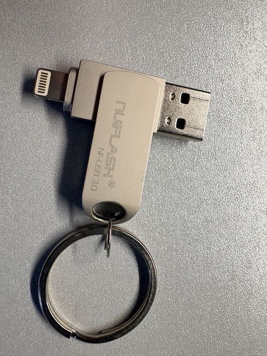 Флешка 32Gb (USB-Lightning)