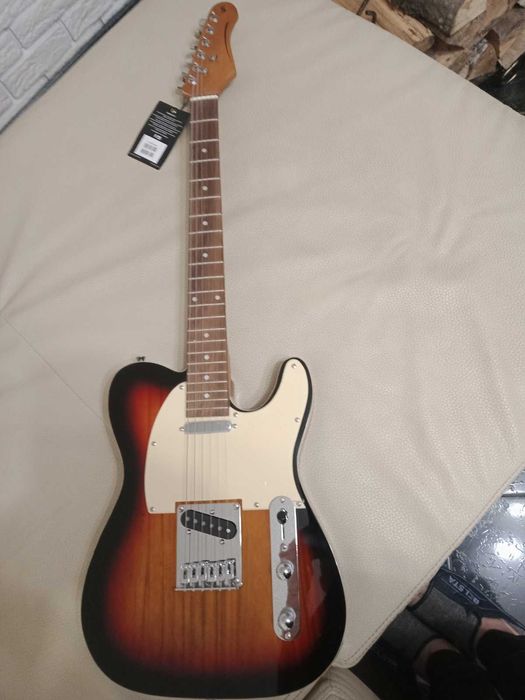 Продам електрогітару STAGG