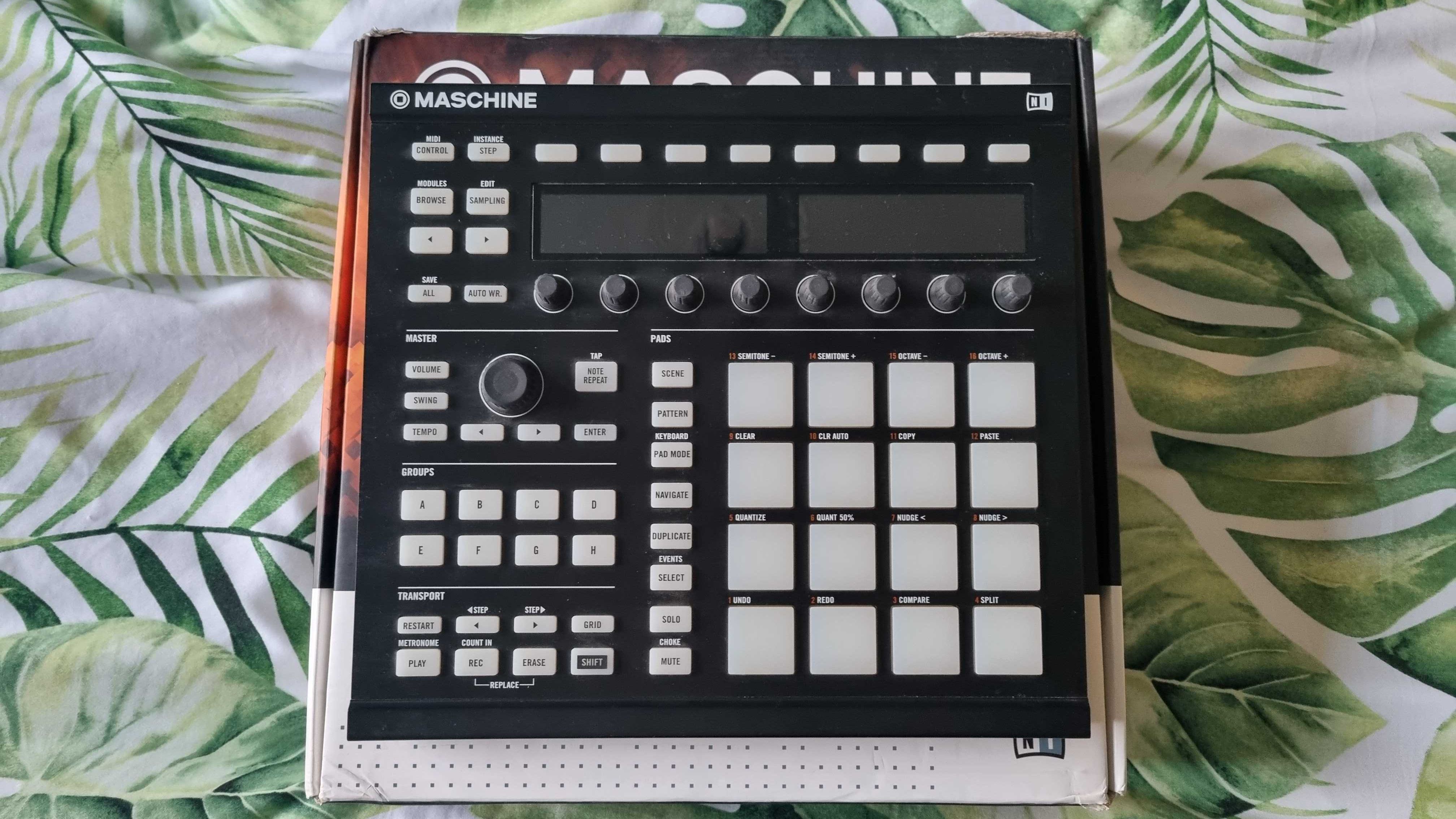 Maschine mk2 + Komplete 9 + 10 sound pack'ów