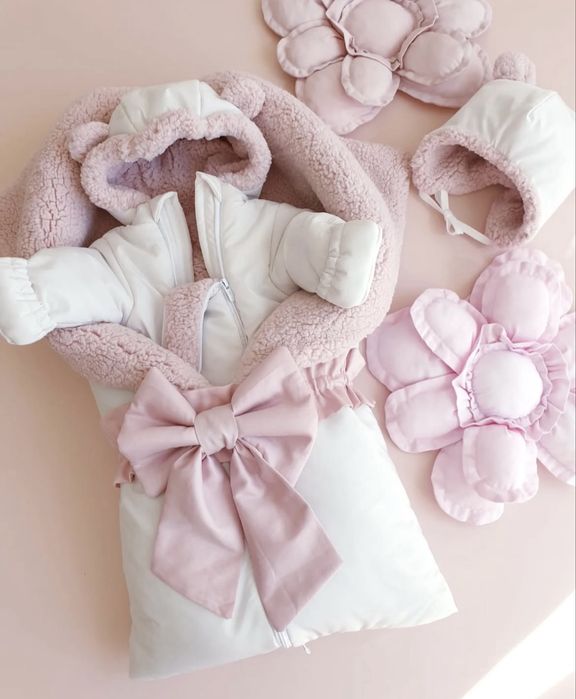 Зимовий конверт з комбінезоном на дівчинку