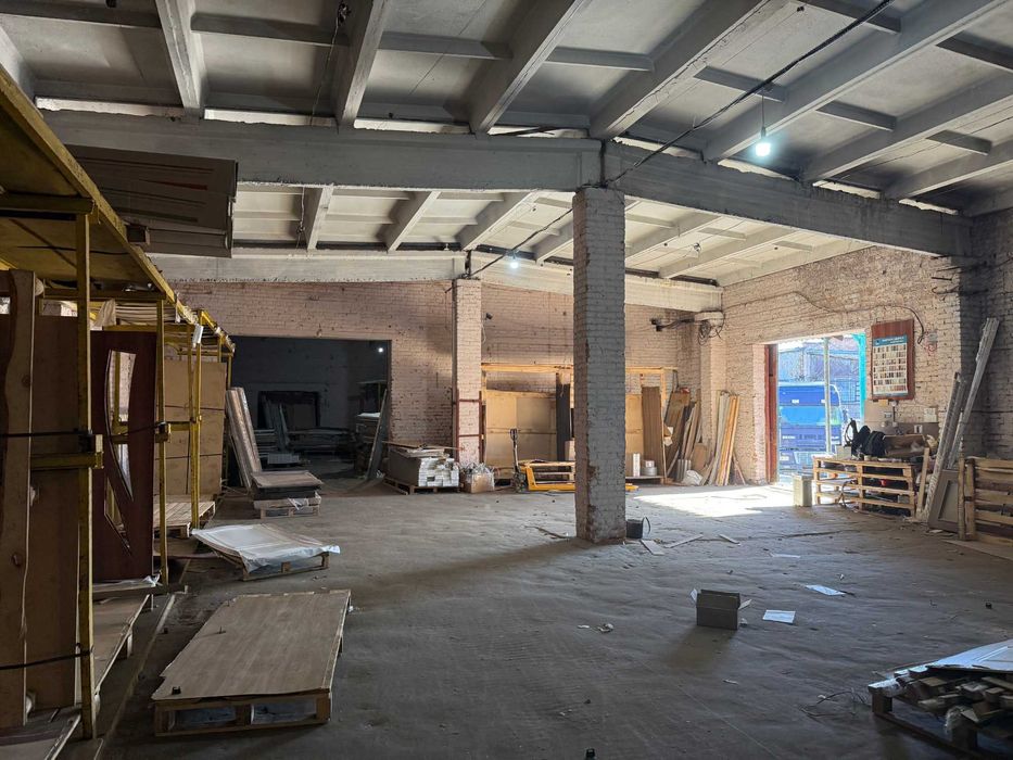 Склад 600 м² з рампою, охороною та відеонаглядом. Вінниця