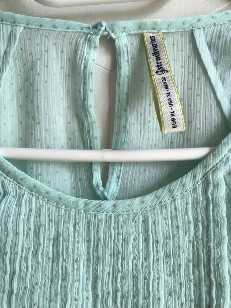 42 Stradivarius zwiewna bluzka na lato