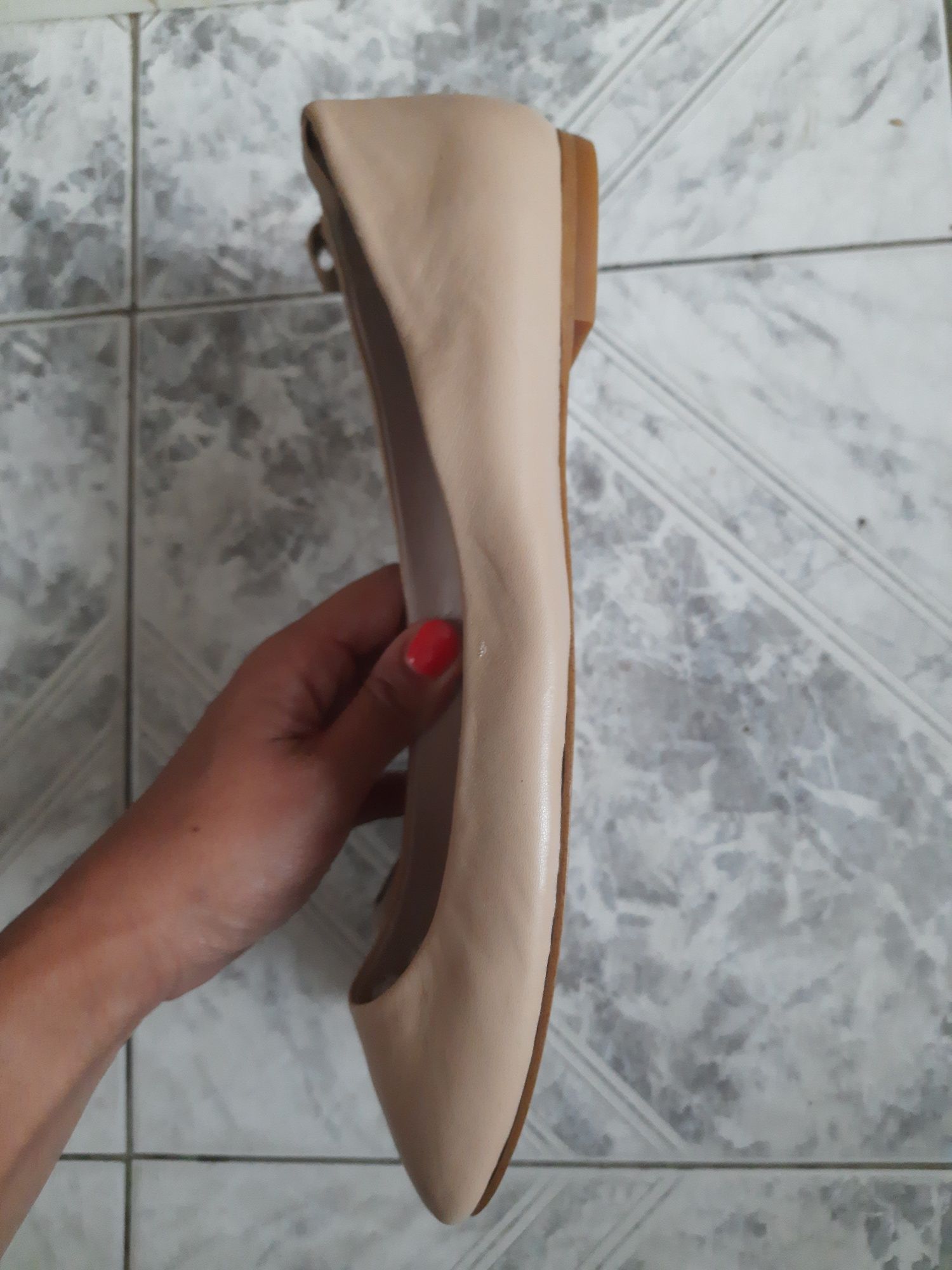 ZARA WOMAN beżowe skórzane baleriny 38