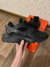 Кросівки Nike Huarache