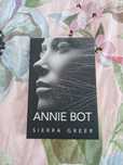 Annie bot Sierra Greer