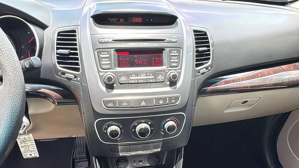 Kia Sorento      2015