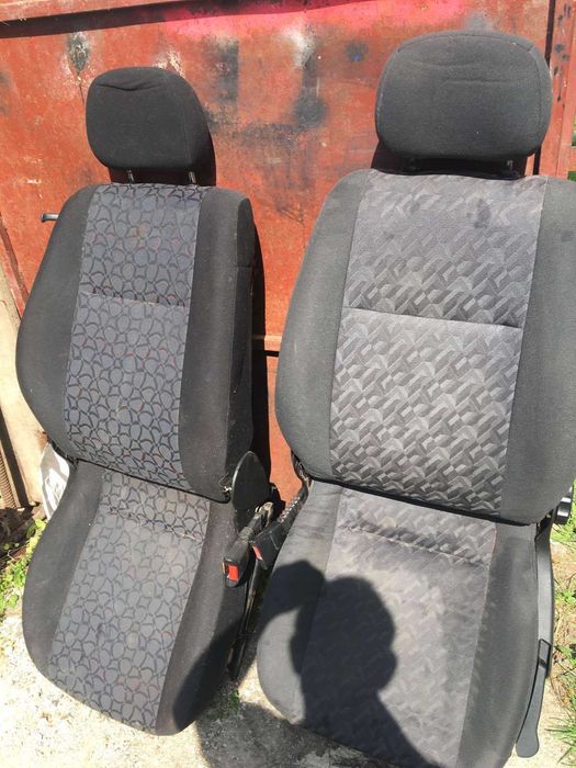 Автокрісла (сидіння) на автомобілі 850грн за 1шт торг