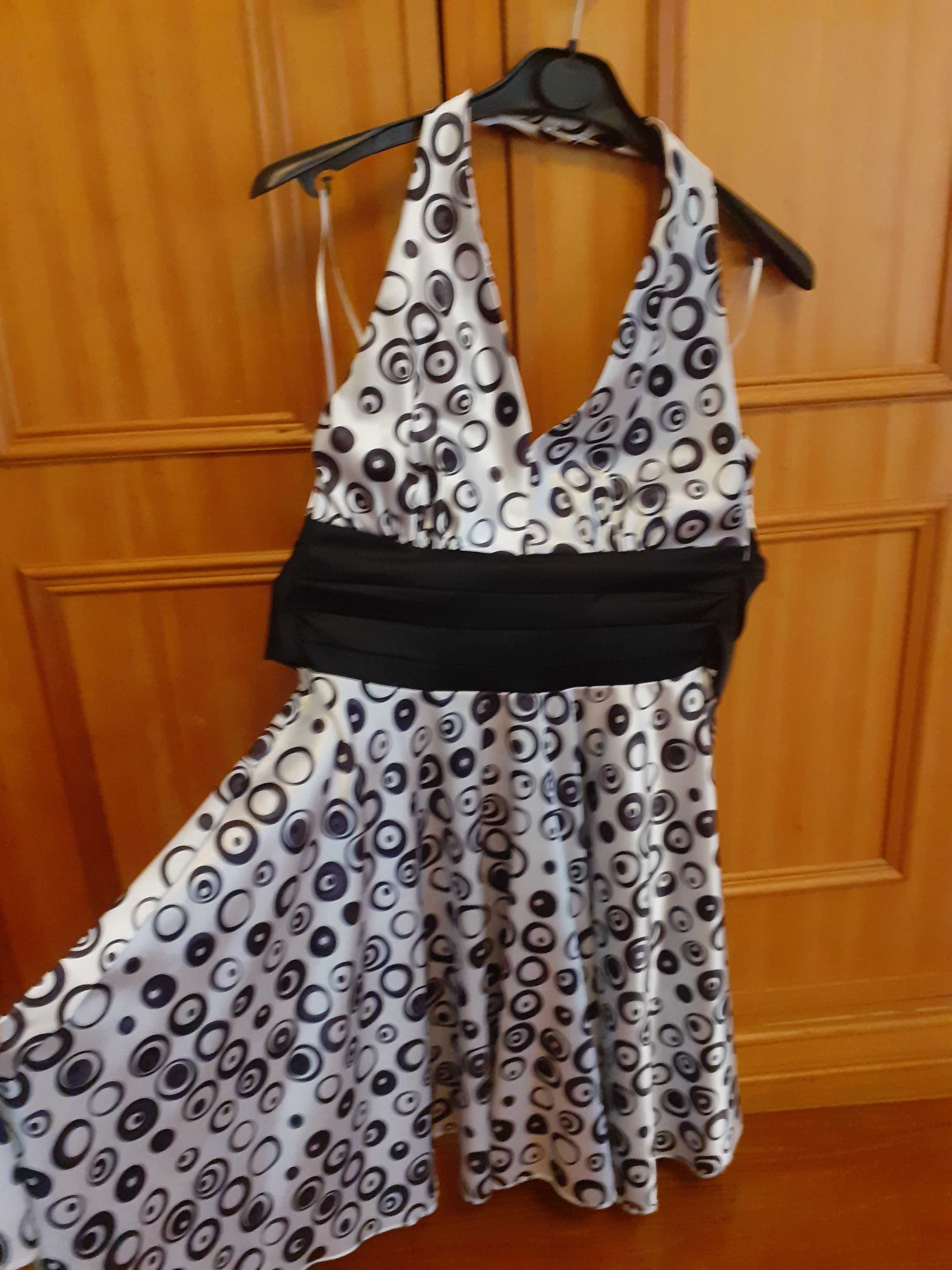 Vestido cetim preto e branco