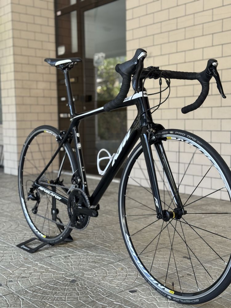 Bicicleta estrada KTM revelaror 3300