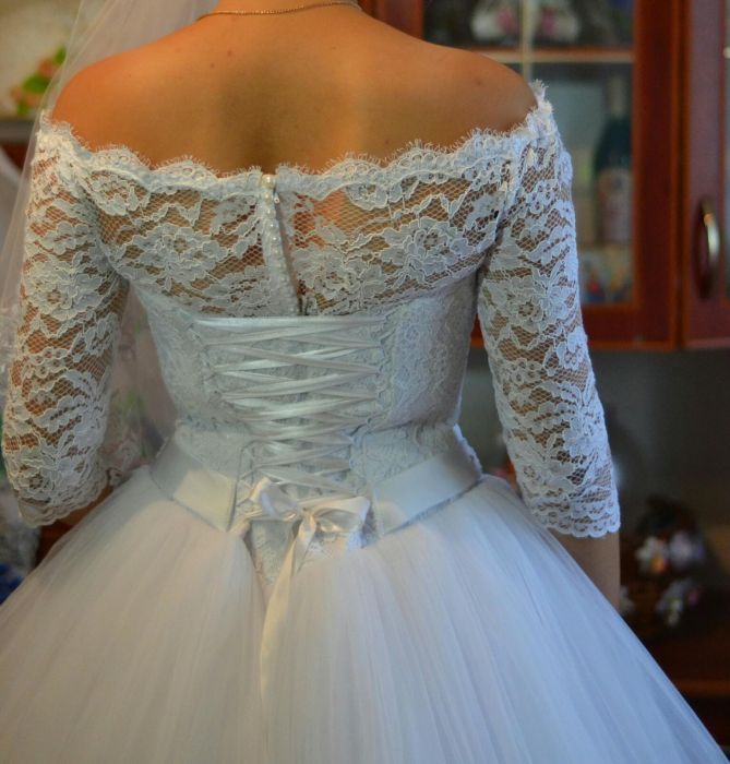 Продам або здам на прокат весільну сукню)))