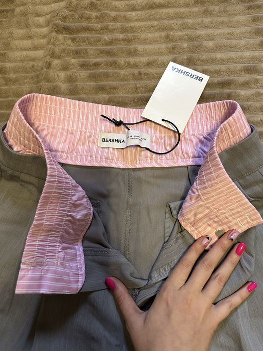 Штани Bershka прямого крою в смужку