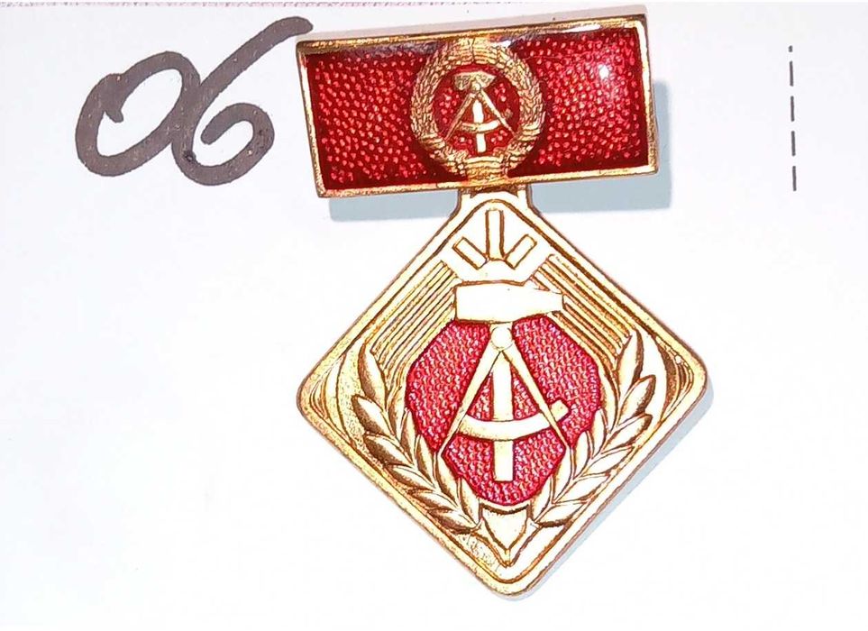 153 Odznaczenia DDR 06