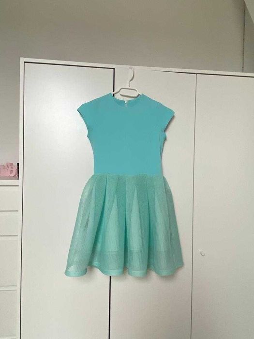 Sukienka turkusowa rozm.140