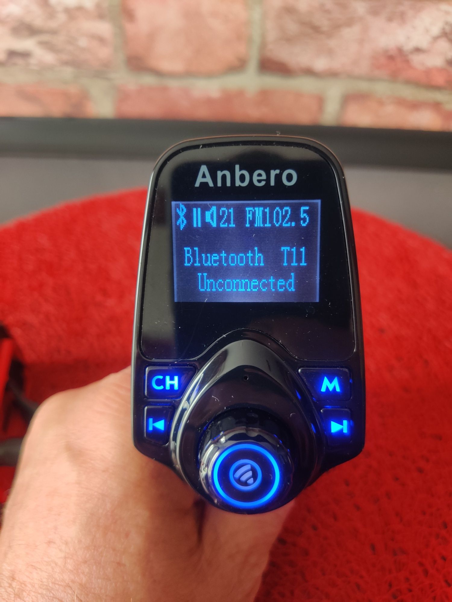 Zestaw głośnomówiący Bluetooth SC310