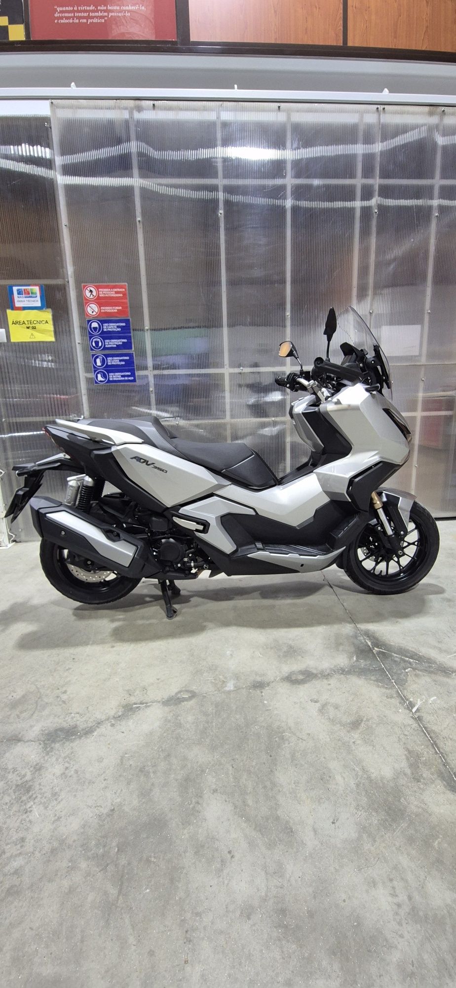 Honda ADV 350 08/2023