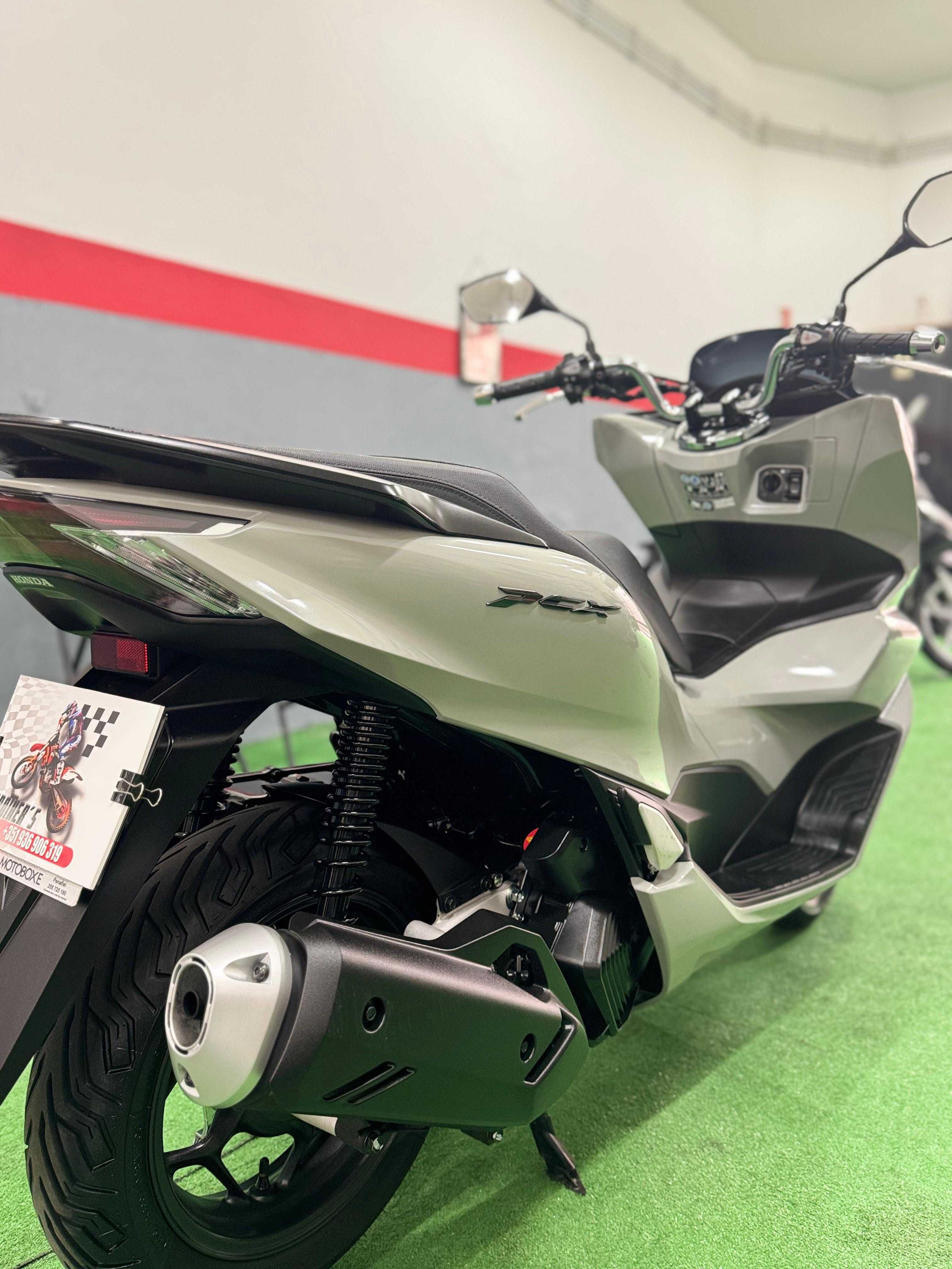 PCX 2024 - Apenas 2000km rodados
