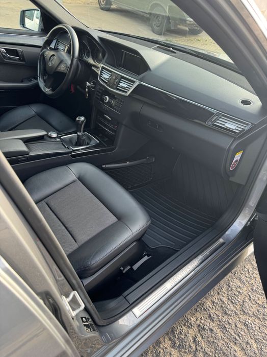 Mercedes E250 cdi Avantgard W212  * Nacional  *