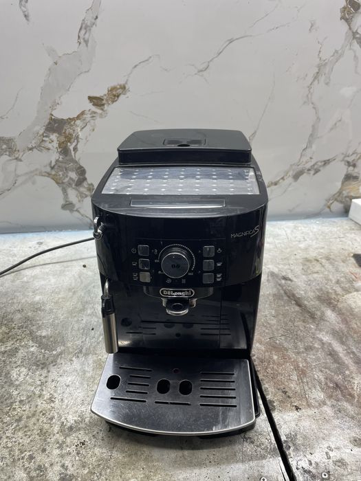 Кавомашина Delonghi Magnifica S 2020 р