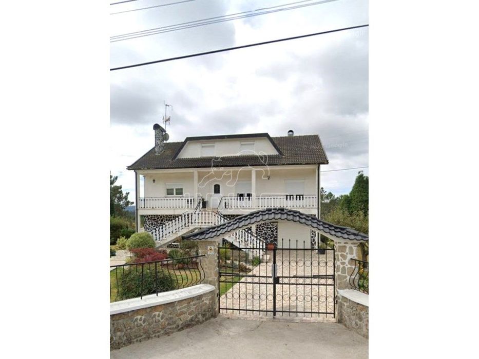 Moradia Isolada em Fragoso