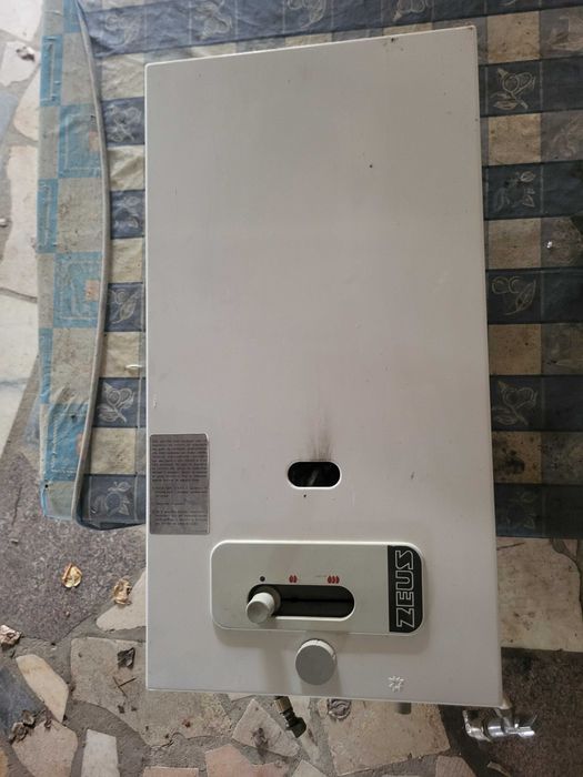 Esquentador ZEUS