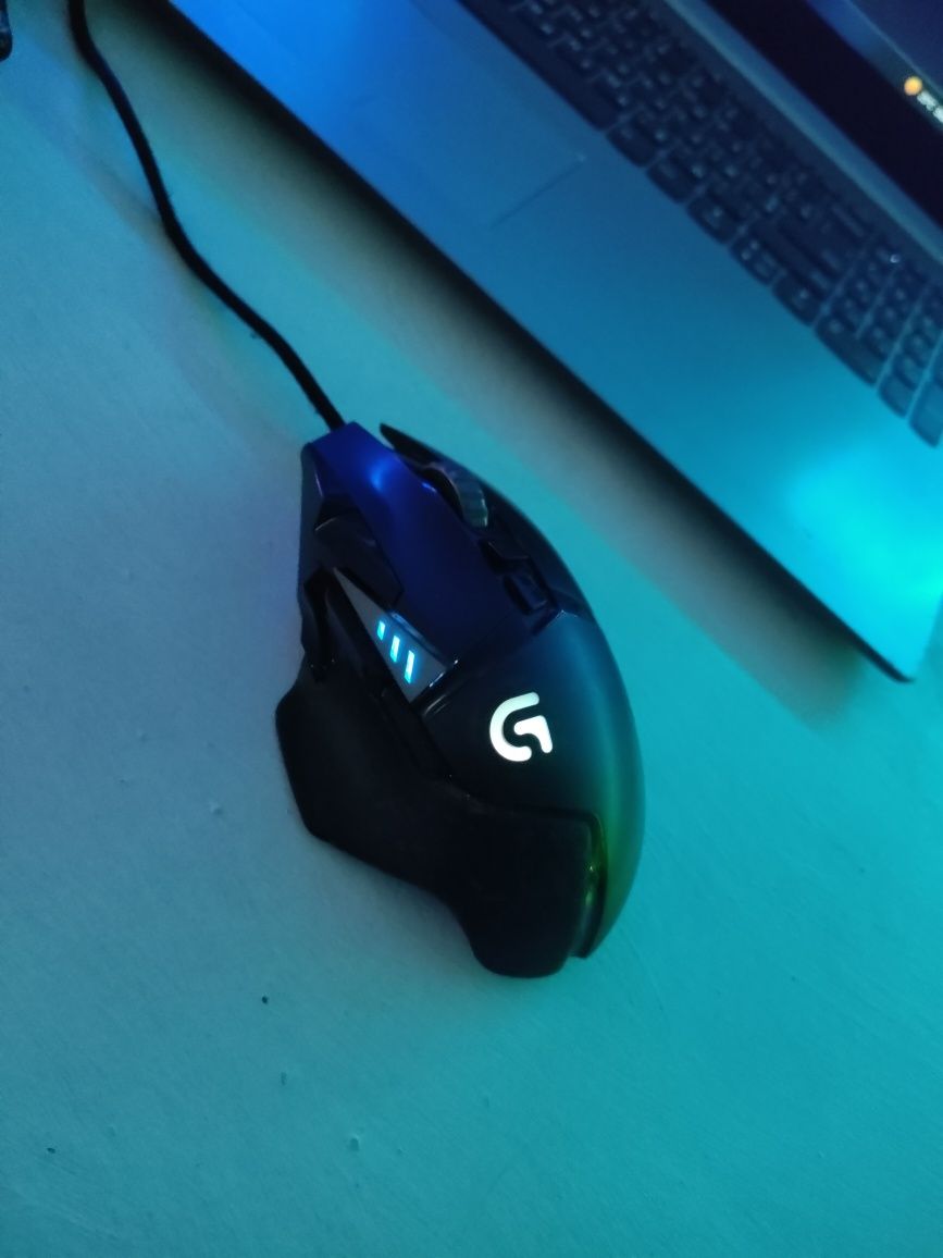 Mysz przewodowa Logitech G502 sprawna