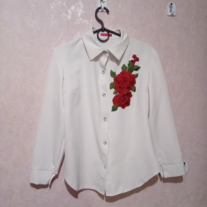 Продам рубашку з вишивкою