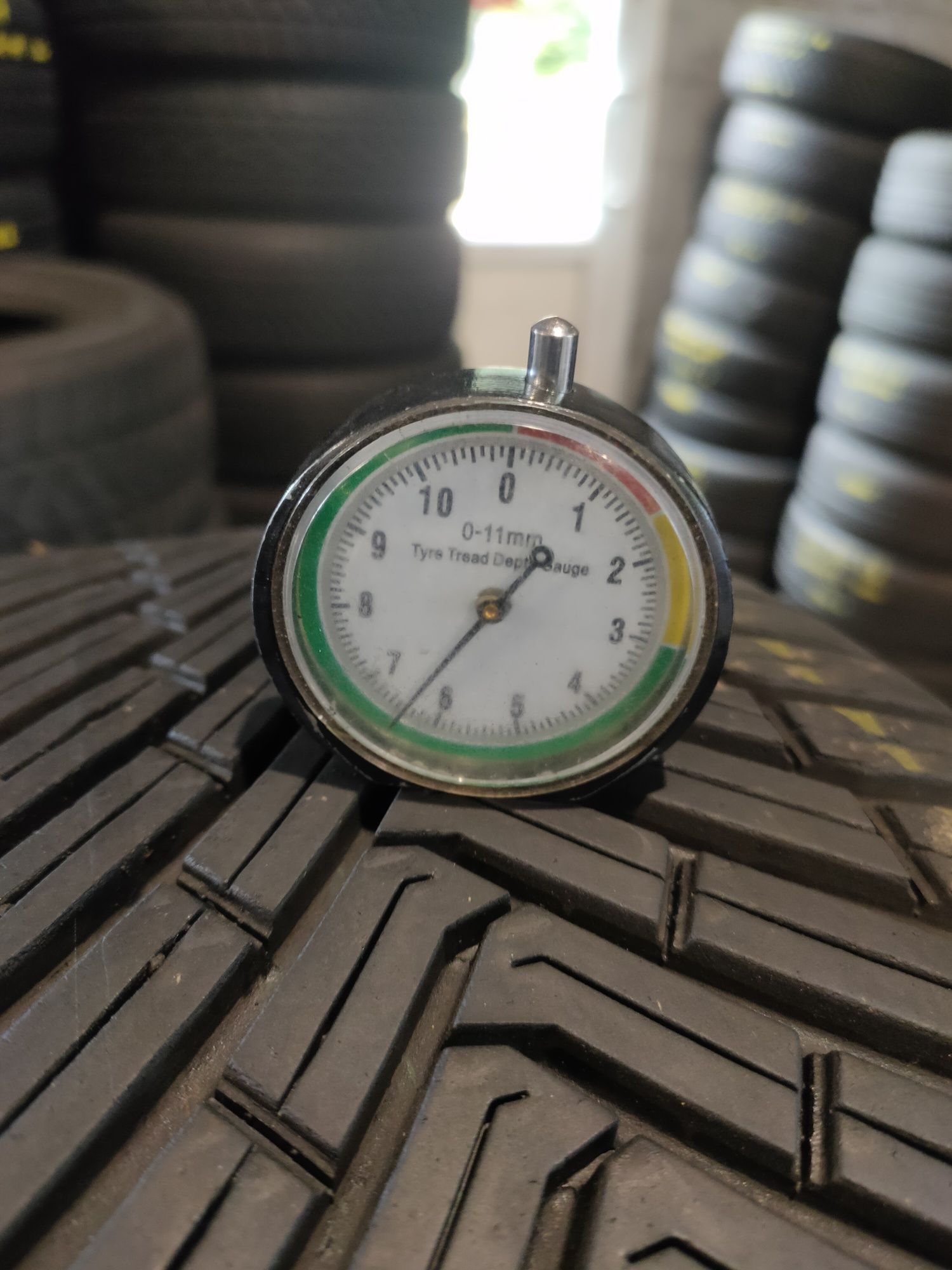 225/45r17 Continental AllSeasonContact z 2021r około 6,2mm