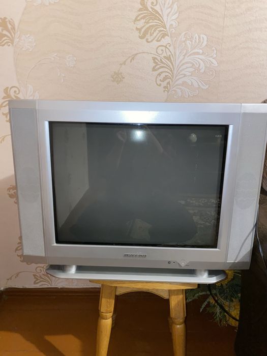 Продам телевізор б/у