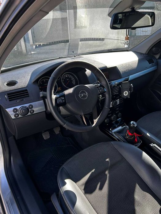 Opel Astra H 1.7 CDTI 125 cv