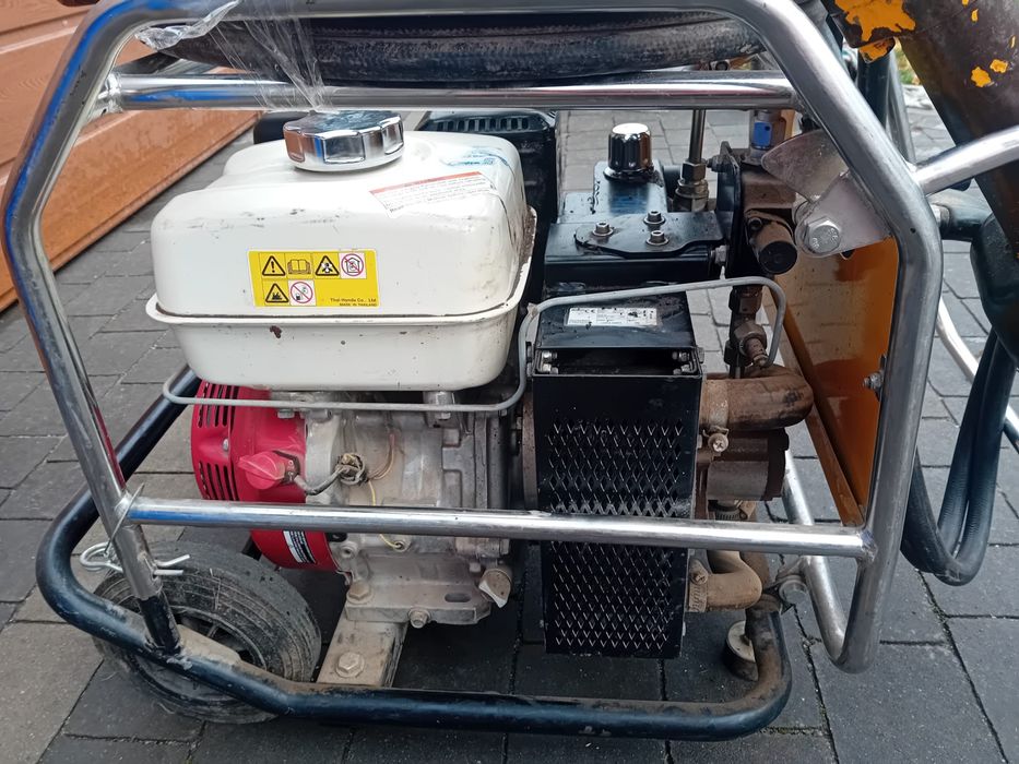 Mlot wyburzeniowy JCB 2022r