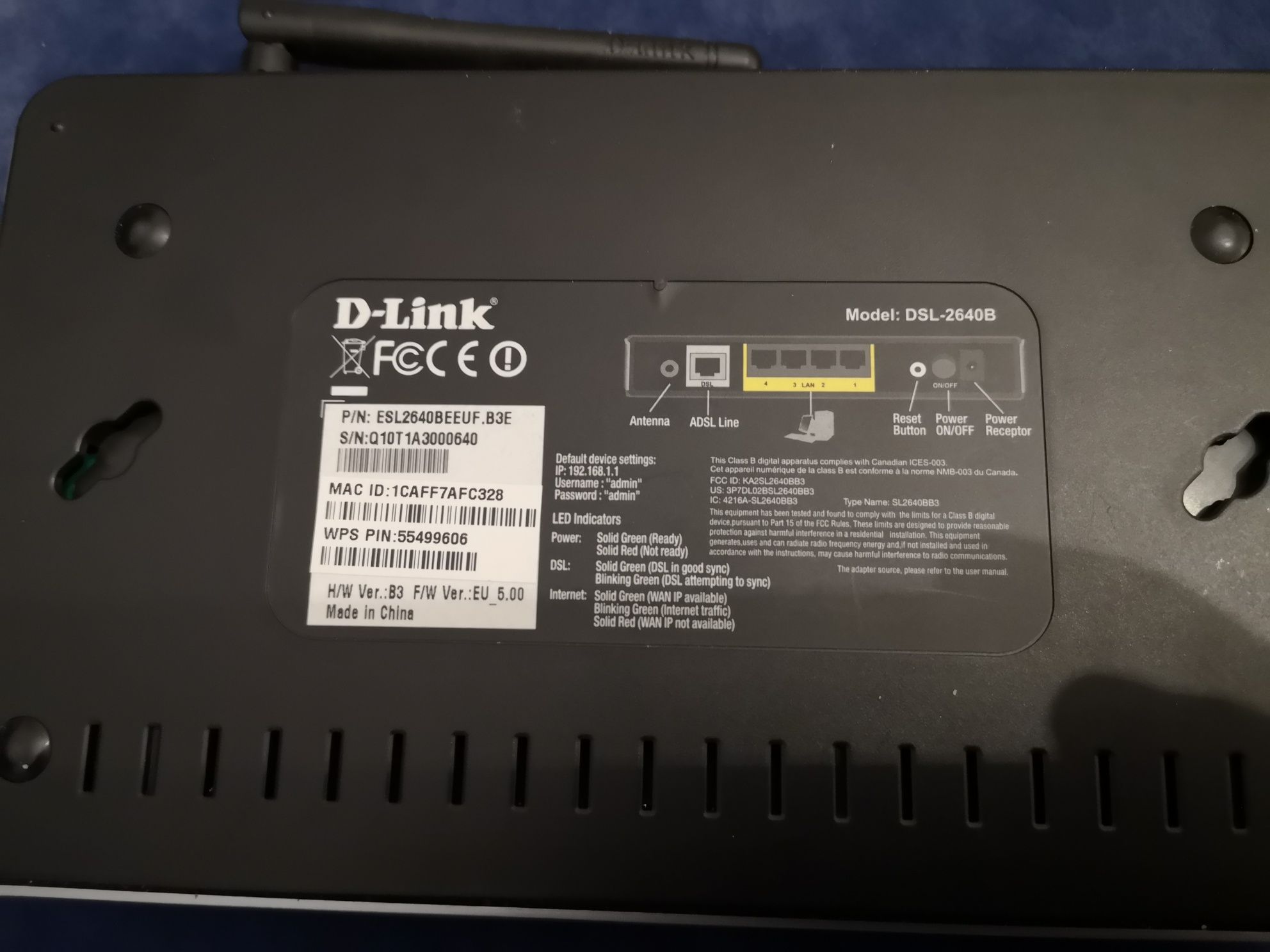 D-link DSL-2640B modem router