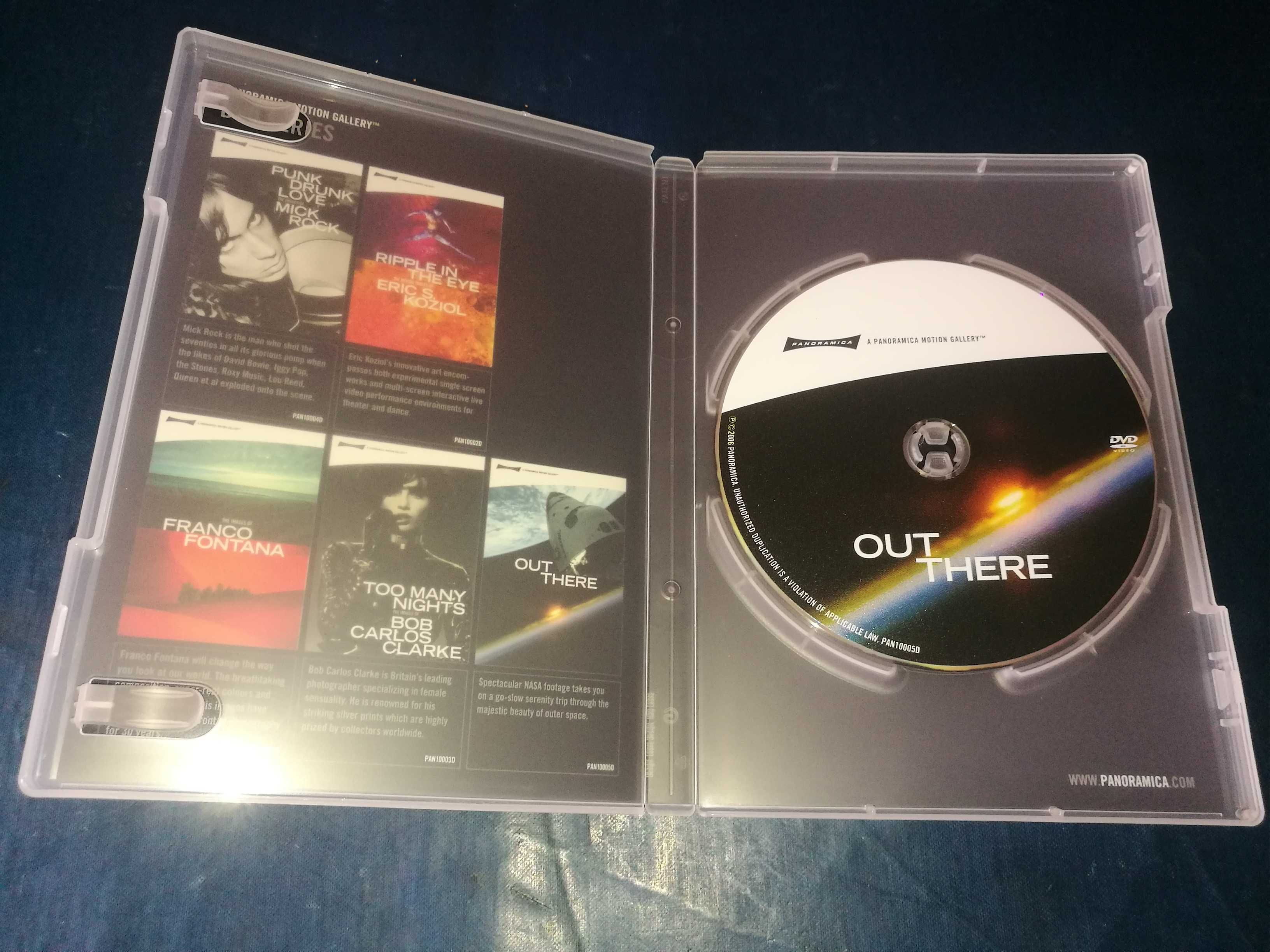 OUT THERE	DVD legendagem em Inglês
