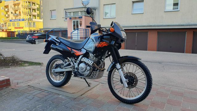 Honda NX650 Dominator