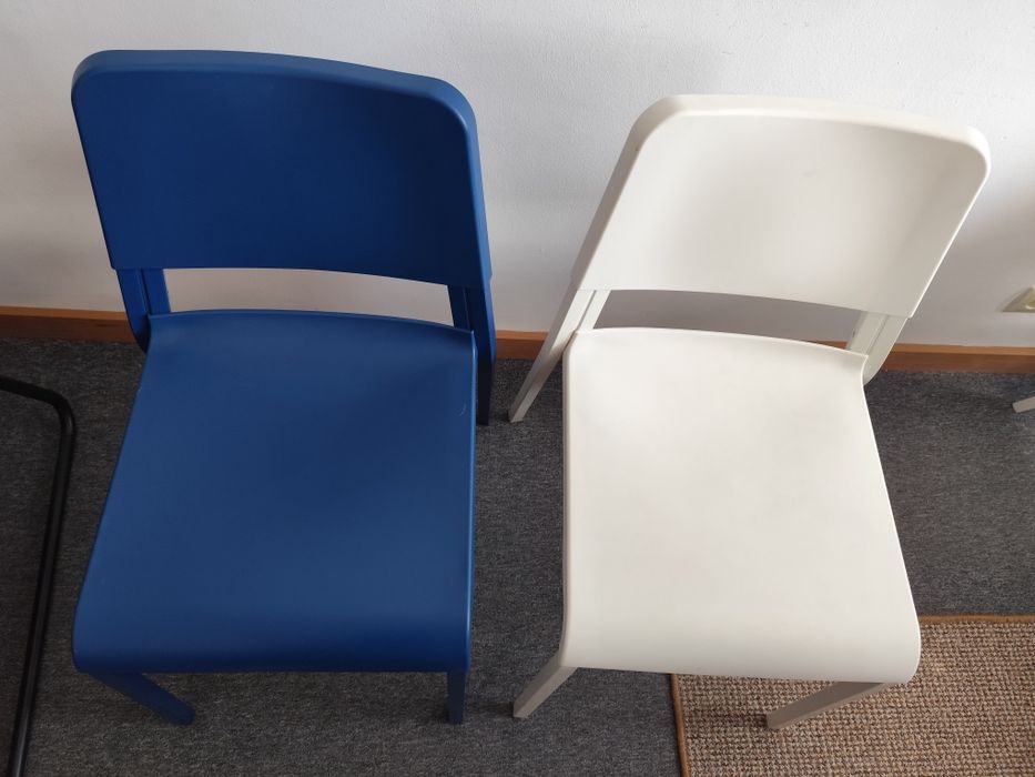 Krzesło Ikea Teodores białe i niebieskie
