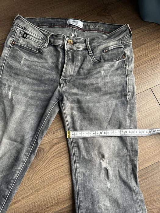 Жіночі джинси сірі