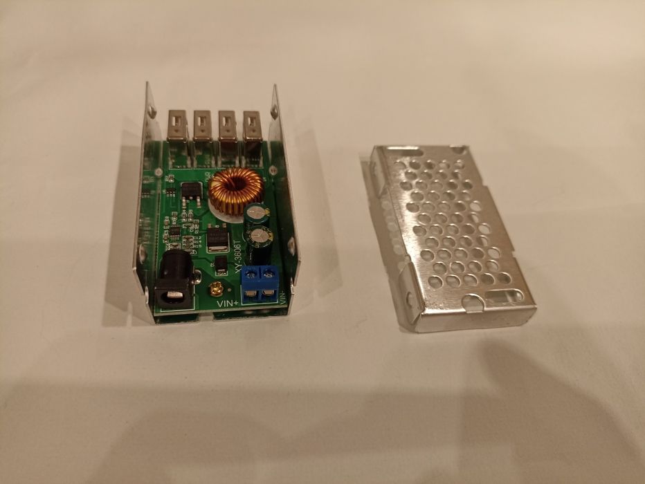 USB зарядка від акамулятора DC-DC понижуючий конвертор