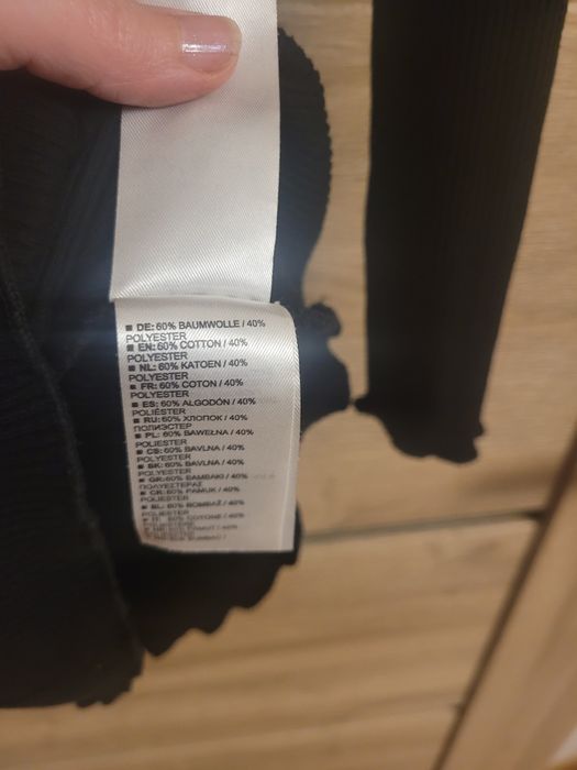 Mała czarna, prążkowana, sukienka dzianinowa. Nowa bez metki