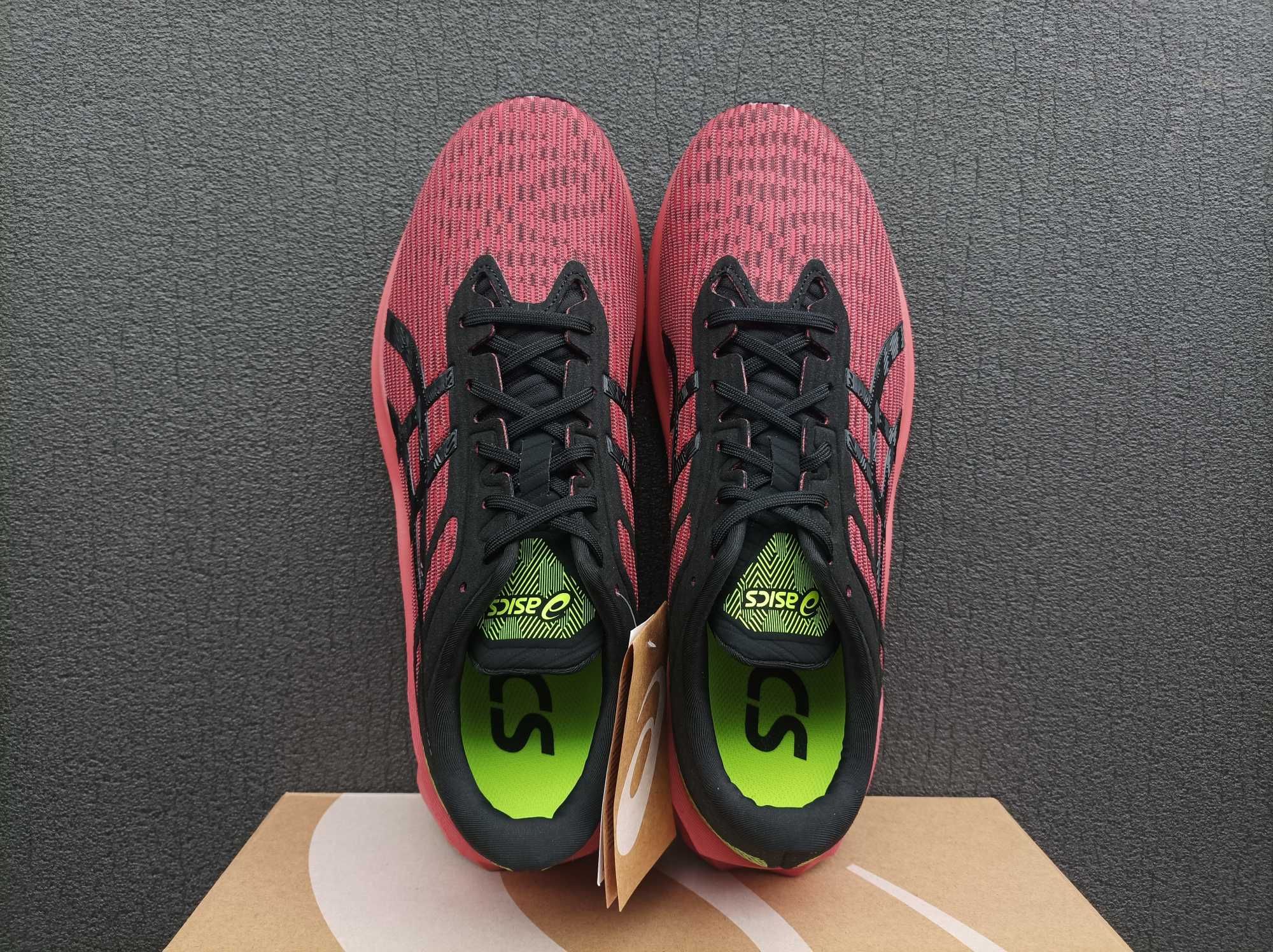 Кросівки Asics Novablast SPS (42,43) Оригінал!